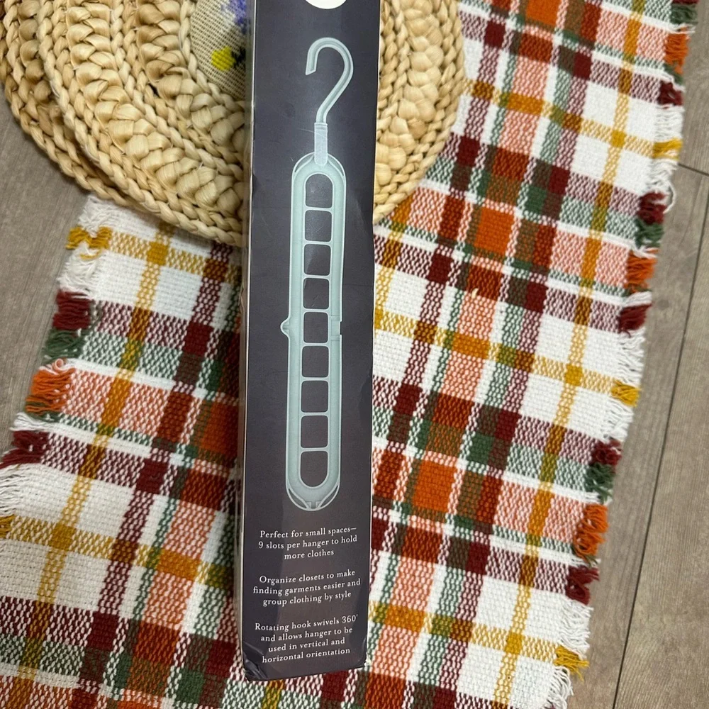 New Core Design Space-Saving 9-Slot Hangers 6 Pack Blue New in Box